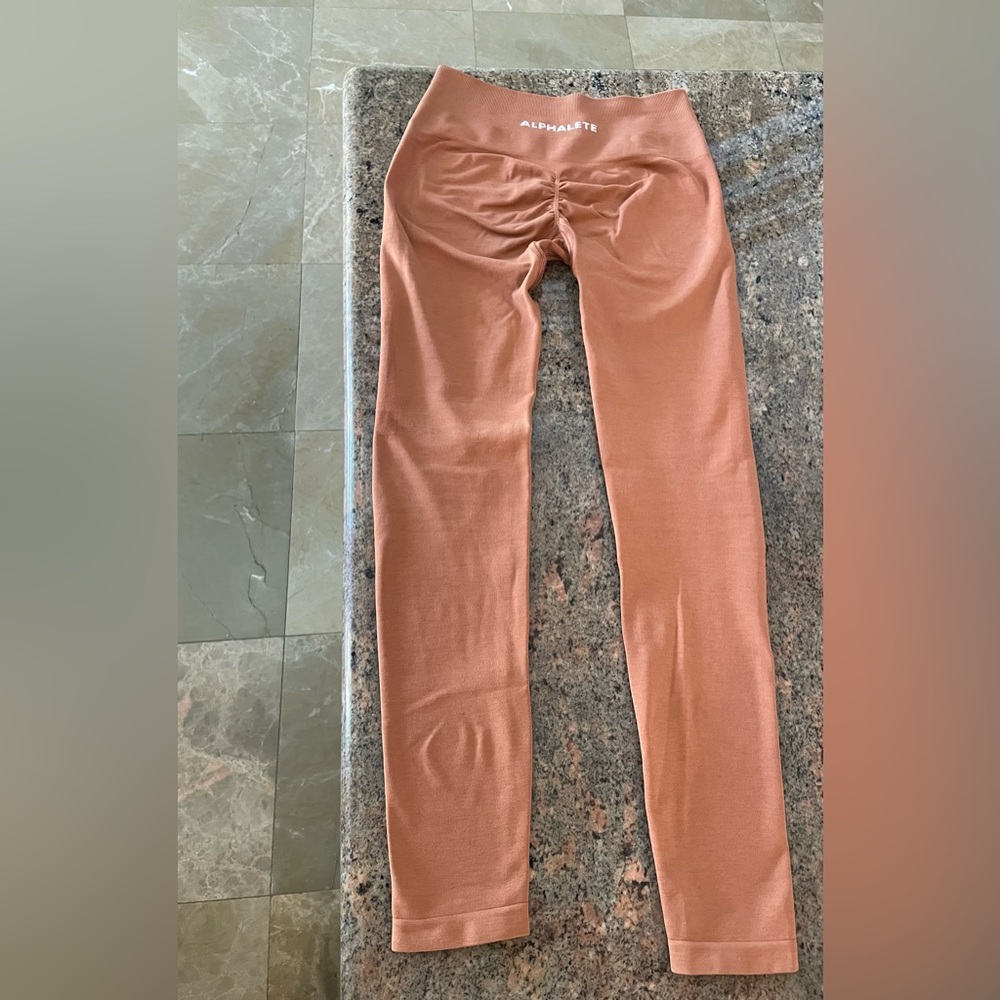 Alphalete Amplify Mandarin size small
